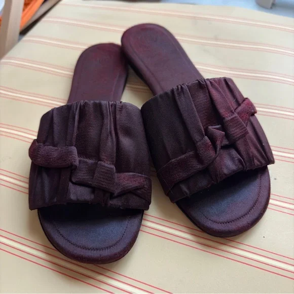 🥀 The Row Oxblood Satin "Ellen" Slide Sandals Sz EU 37.5 / US 7 🥀 - Picture 5 of 12